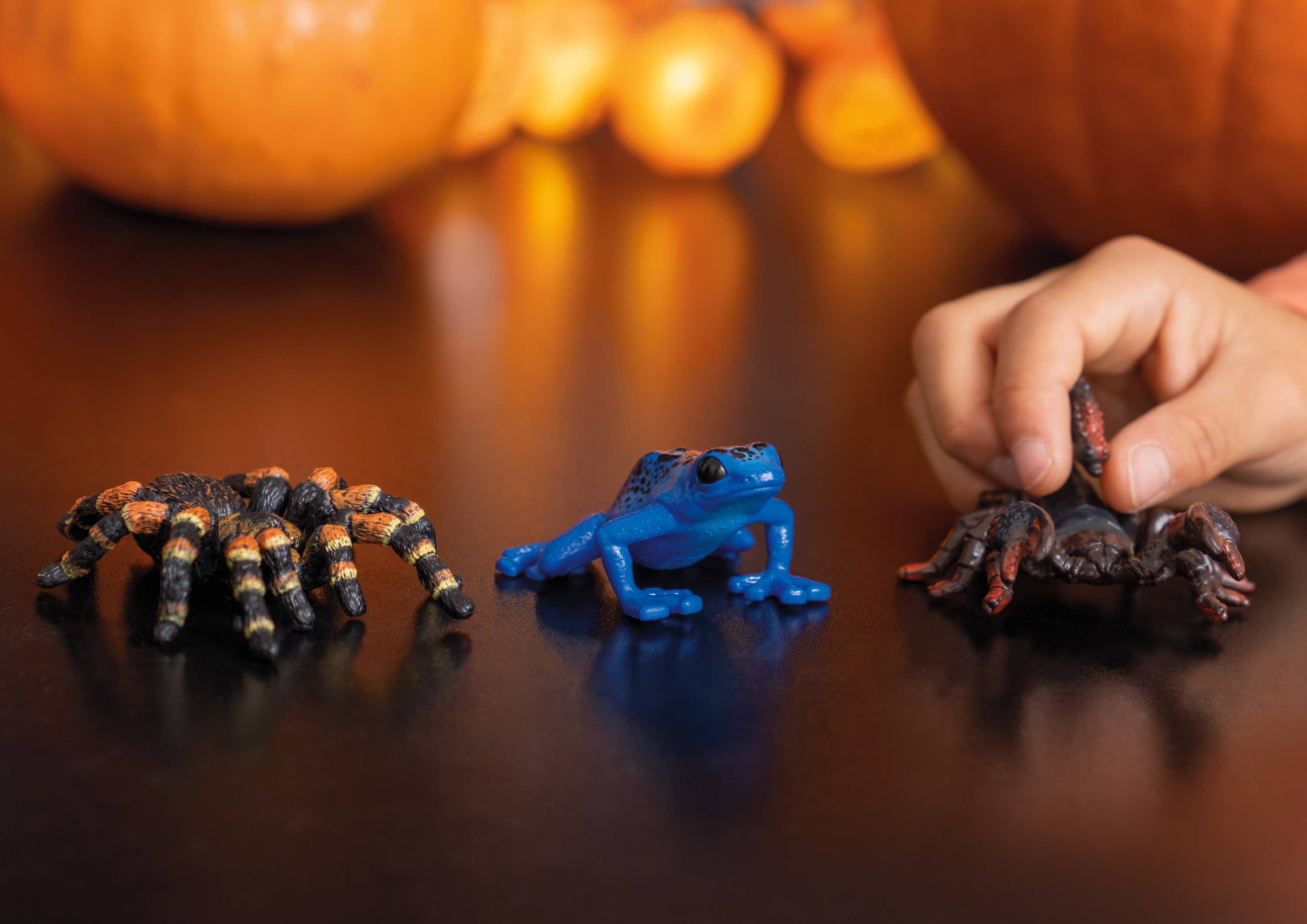 Blue Poison Dart Frog Animal Toy, photo 3 of 4