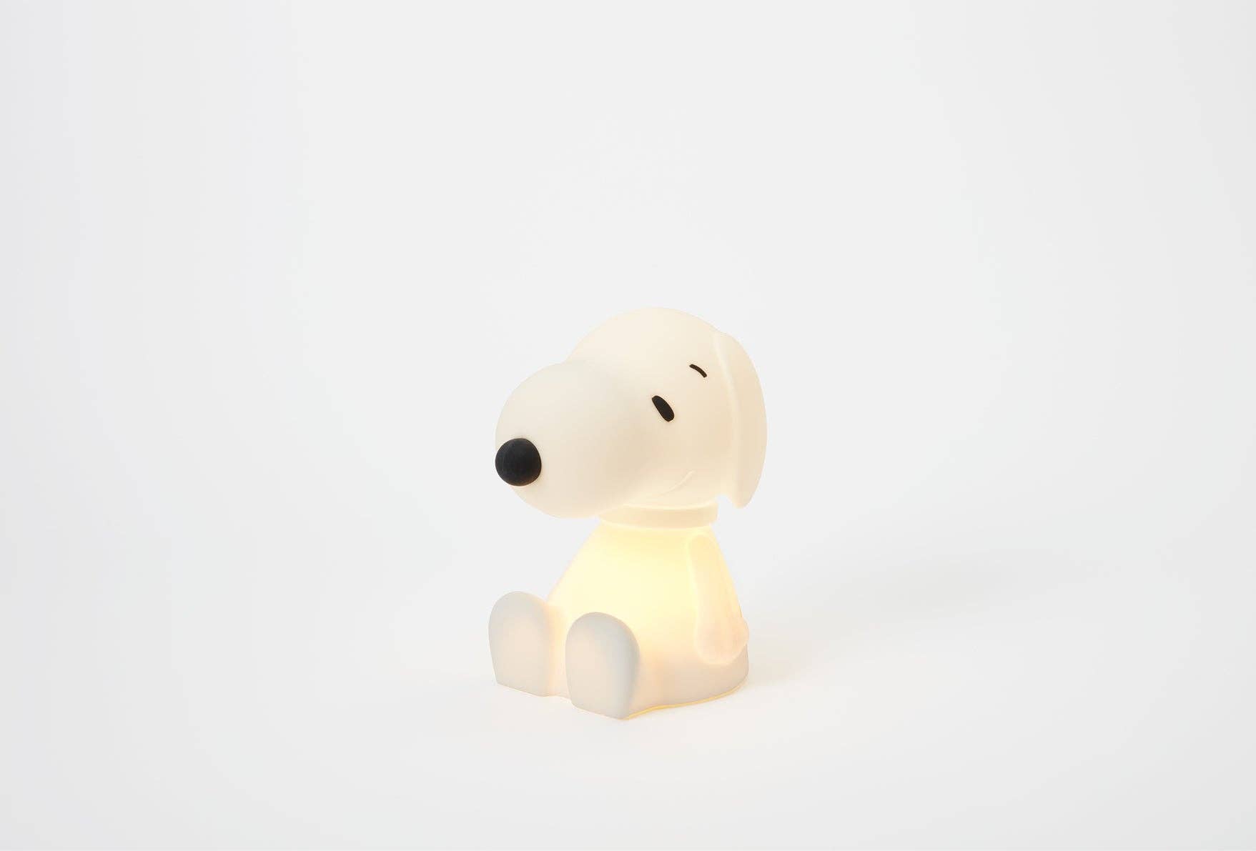 Snoopy First Light: First Light, photo 2 of 8