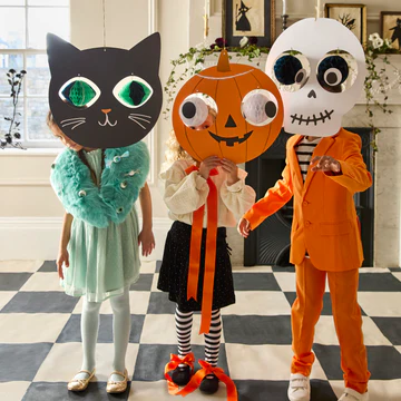 Meri Meri Halloween Hanging Heads (3).
