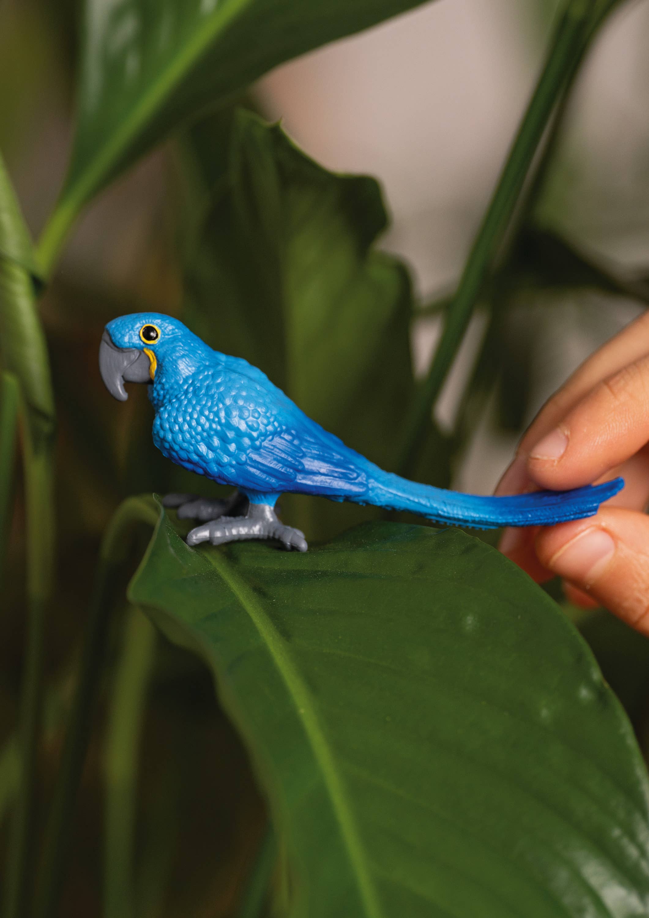 Hyazinth Macaw Bird Toy, photo 2 of 3