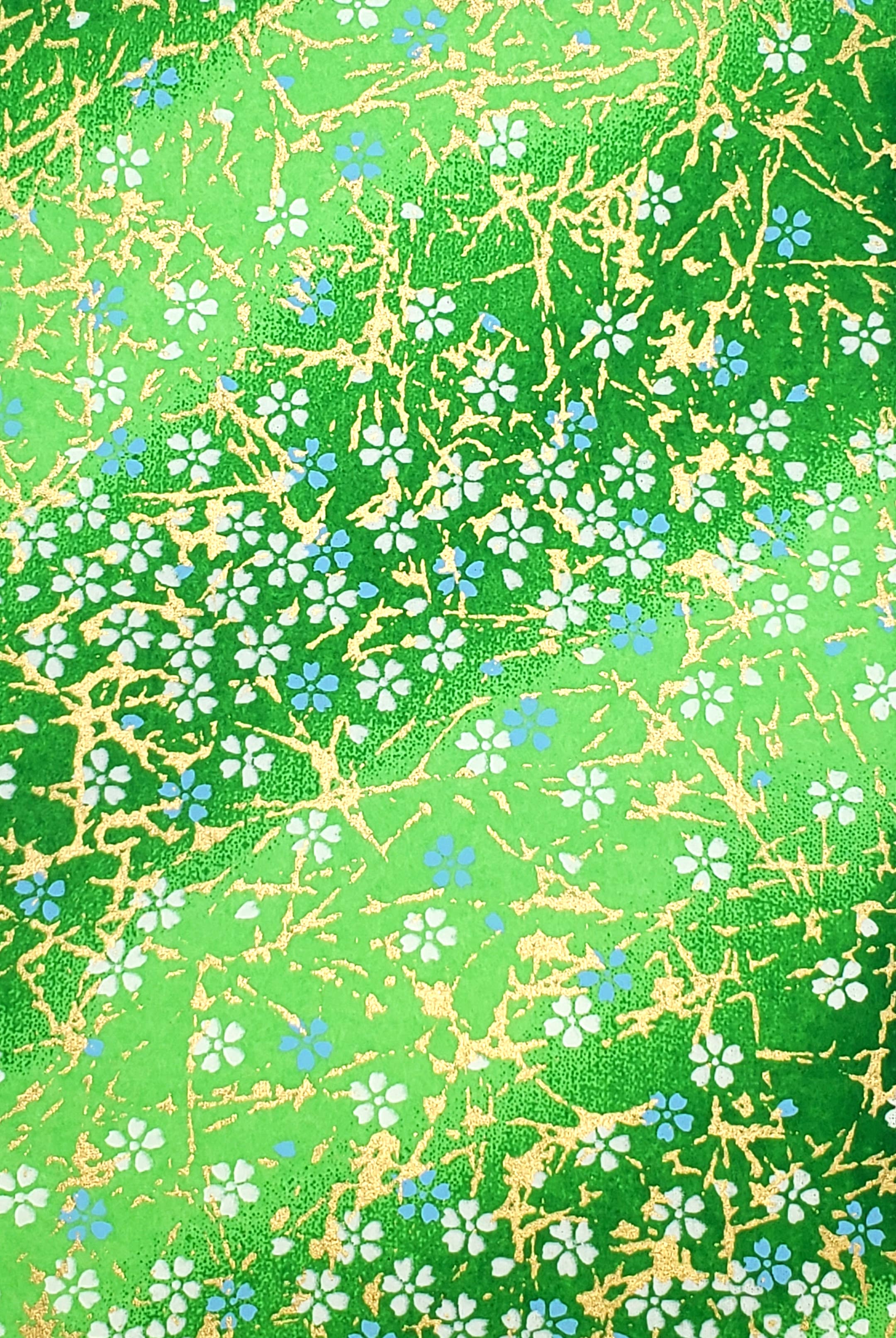 Yuzenshi: Green With White Flowers