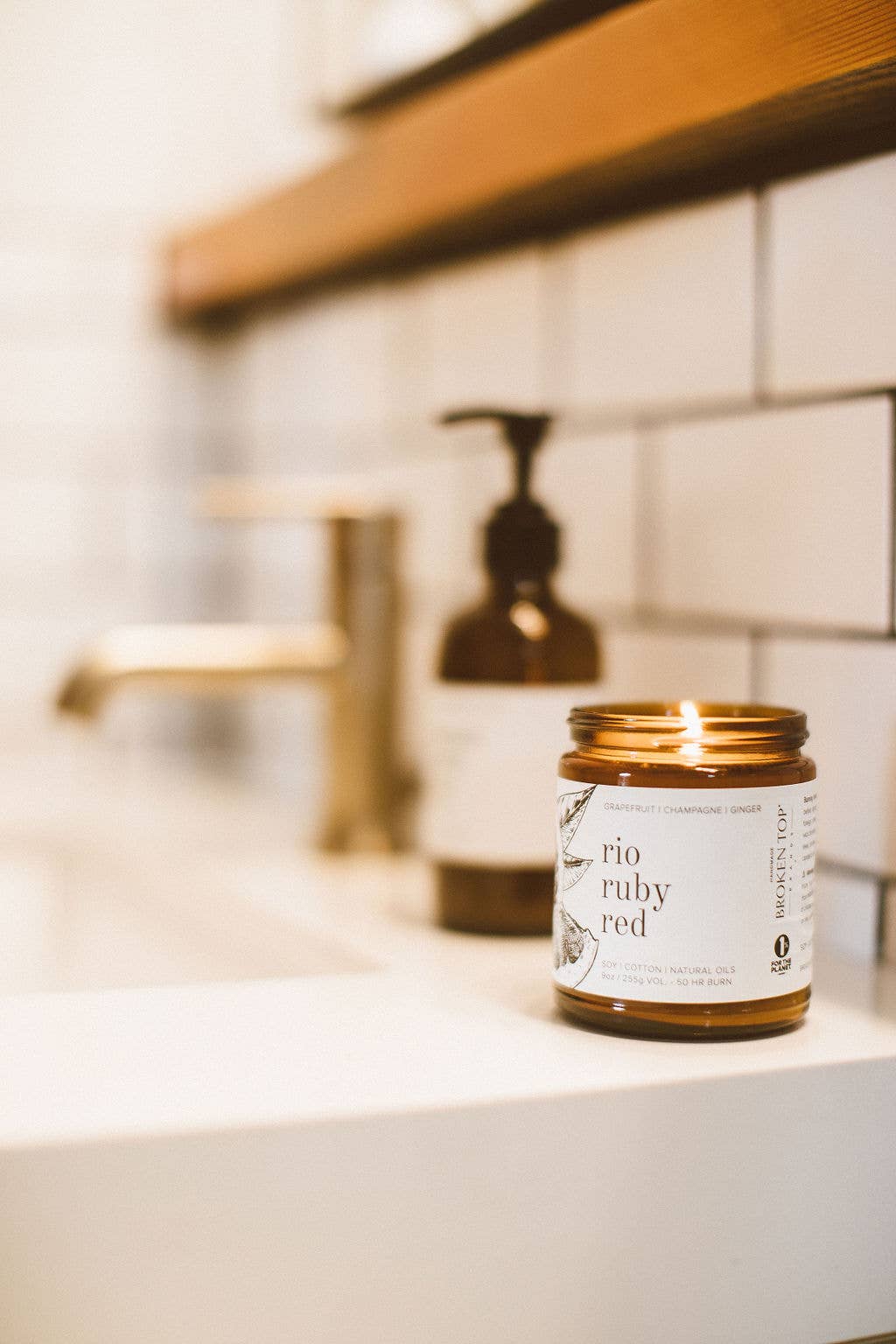 Sea Salt Surf 9oz Soy Candle, photo 2 of 4