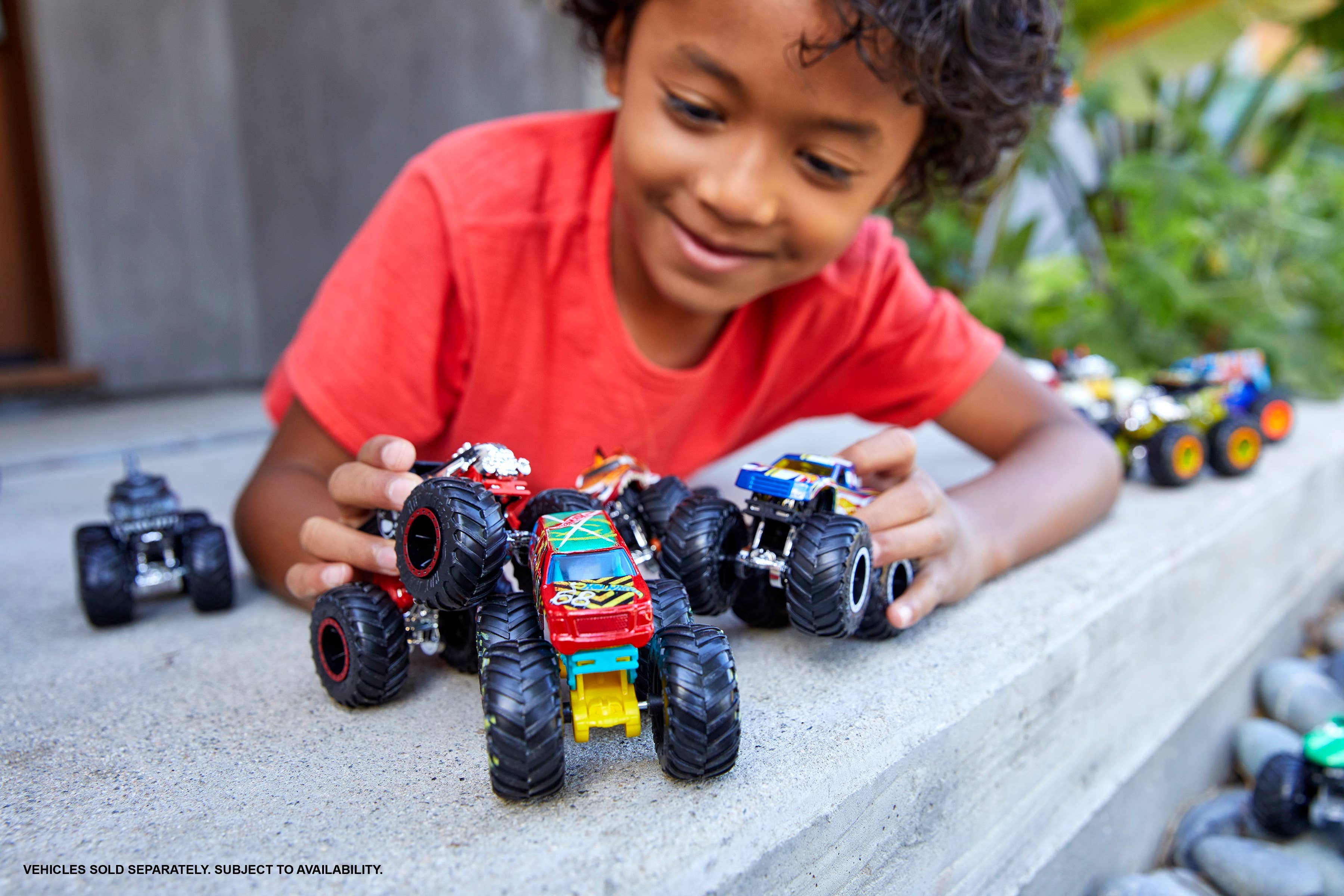 Hot Wheels Monster Trucks Assortment, photo 2 of 8