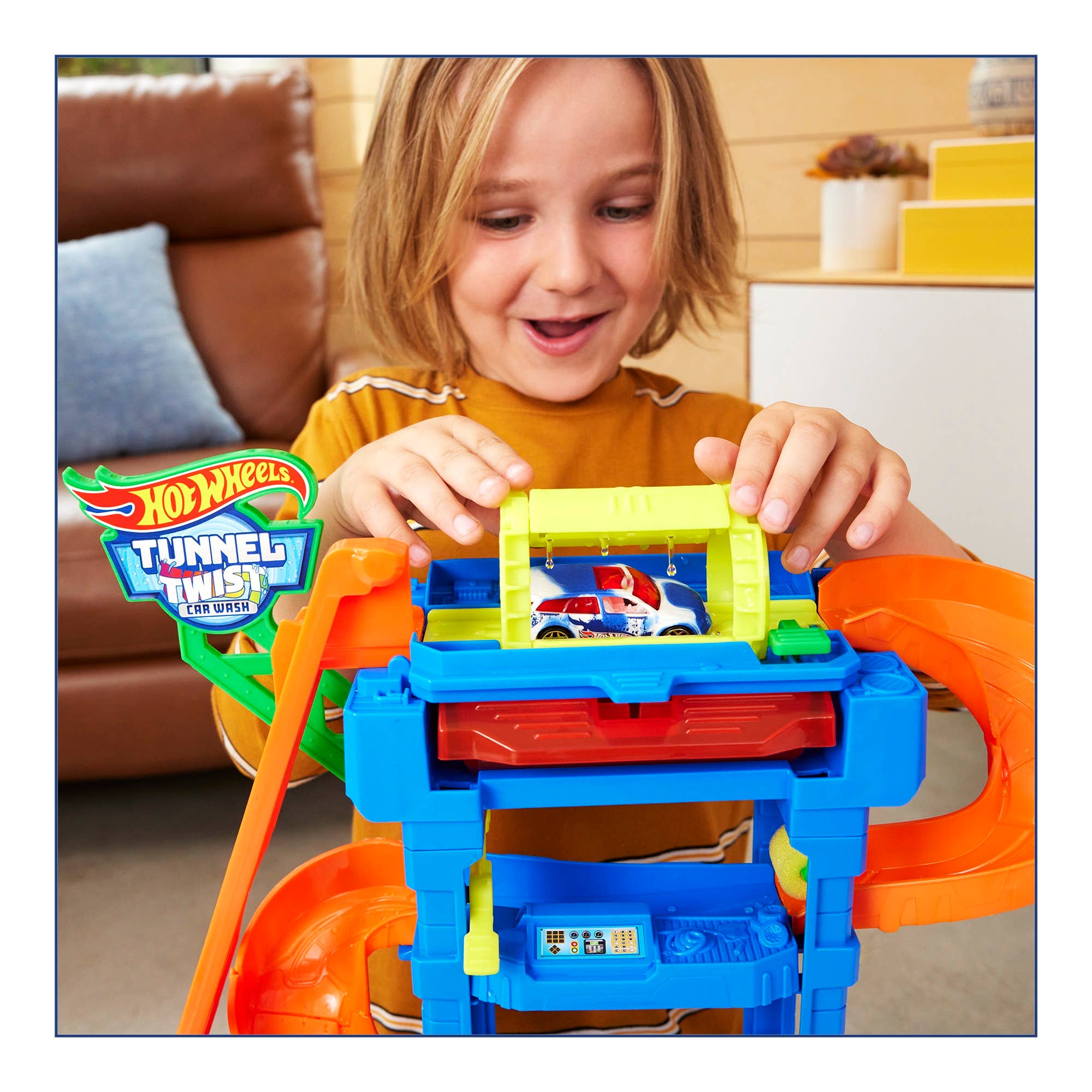 Hot Wheels Tunnel Twist Car Wash, photo 7 of 8